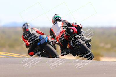 media/Oct-09-2022-SoCal Trackdays (Sun) [[95640aeeb6]]/Turn 9 Backside (120pm)/